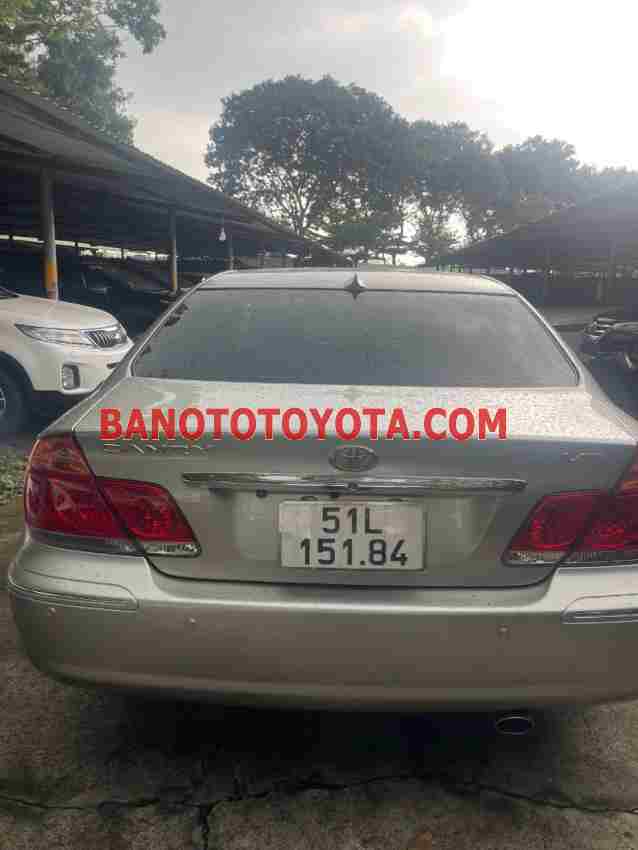 Cần bán xe Toyota Camry 3.0V năm 2005 màu Cát cực đẹp