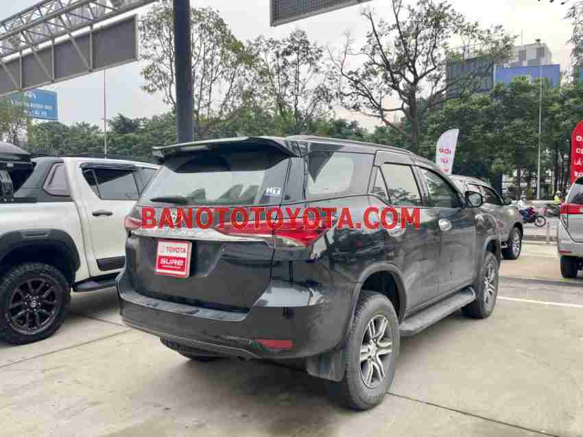 Cần bán gấp Toyota Fortuner 2.4G 4x2 AT năm 2019 giá cực tốt