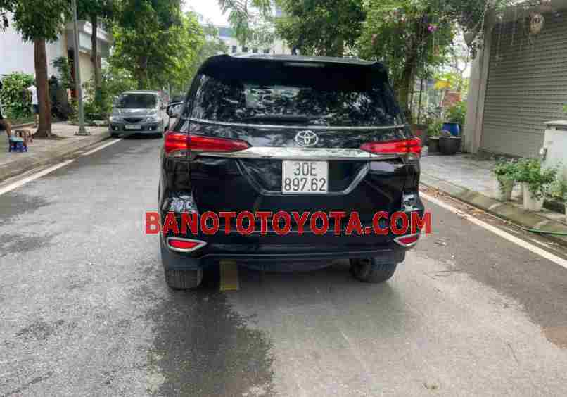 Cần bán xe Toyota Fortuner 2.4G 4x2 MT 2017, xe đẹp