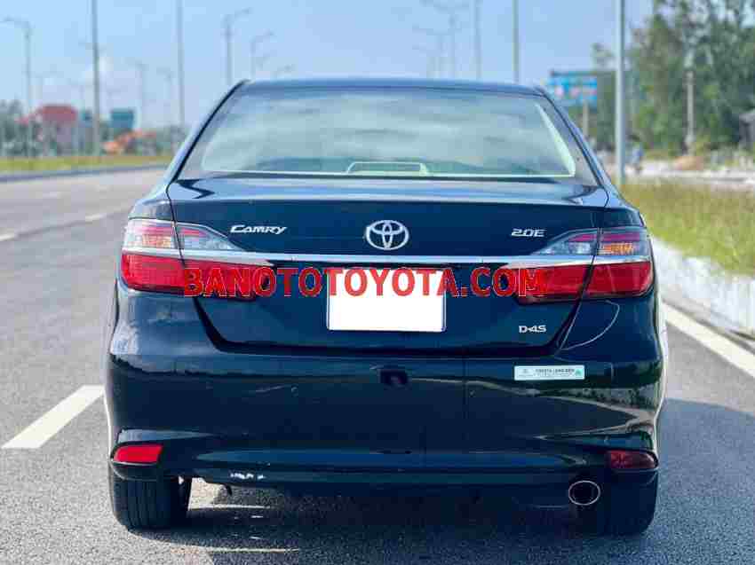 Cần bán gấp Toyota Camry 2.0E năm 2016 giá cực tốt