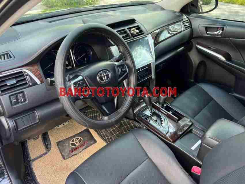 Cần bán xe Toyota Camry 2.5Q màu Đen 2016