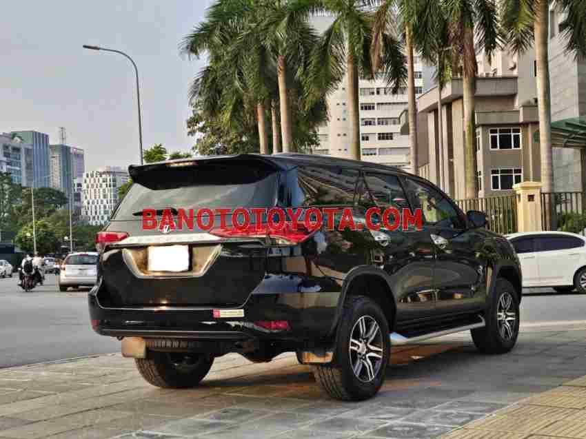 Cần bán Toyota Fortuner 2.4L 4x2 AT 2023 - Số tự động