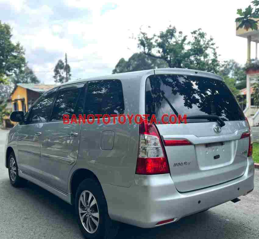 Cần bán Toyota Innova 2.0E 2016 - Số tay