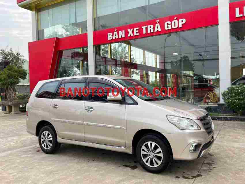 Cần bán Toyota Innova 2.0E 2015 - Số tay