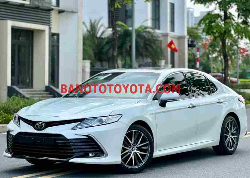 Toyota Camry 2022 Sedan màu Trắng