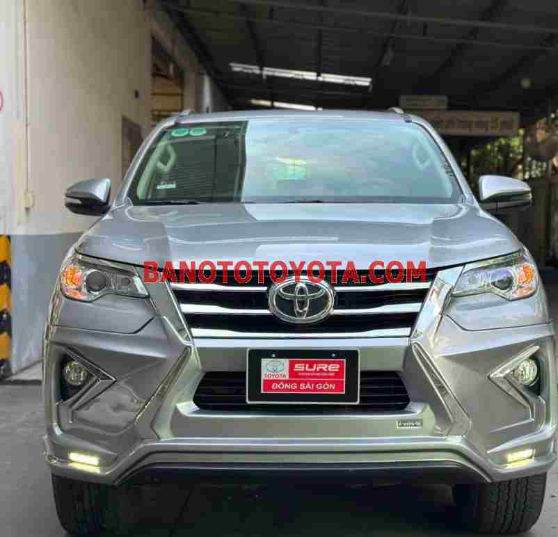 Cần bán Toyota Fortuner 2.7V 4x2 AT 2017 - Số tự động