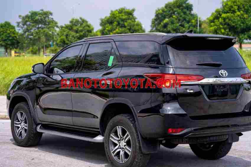 Cần bán Toyota Fortuner 2.4L 4x2 AT 2022 - Số tự động