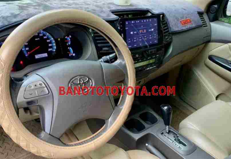 Cần bán xe Toyota Fortuner 2.7V 4x2 AT đời 2012