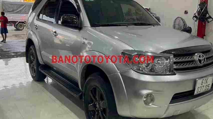 Toyota Fortuner 2.5G 2011 Máy dầu, xe đẹp