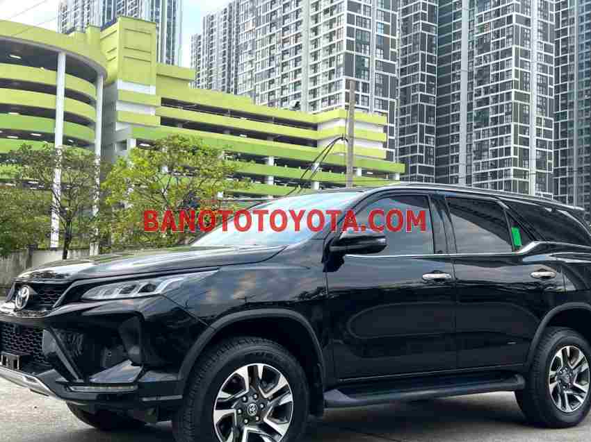 Bán Toyota Fortuner Legender 2.4L 4x2 AT 2022 - giá tốt