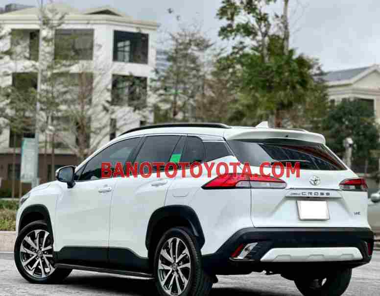 Cần bán gấp xe Toyota Corolla Cross 1.8V 2021 màu Trắng