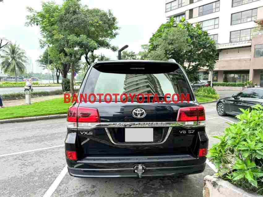 Toyota Land Cruiser VX.S 5.7 V8 2020 Máy xăng, xe đẹp