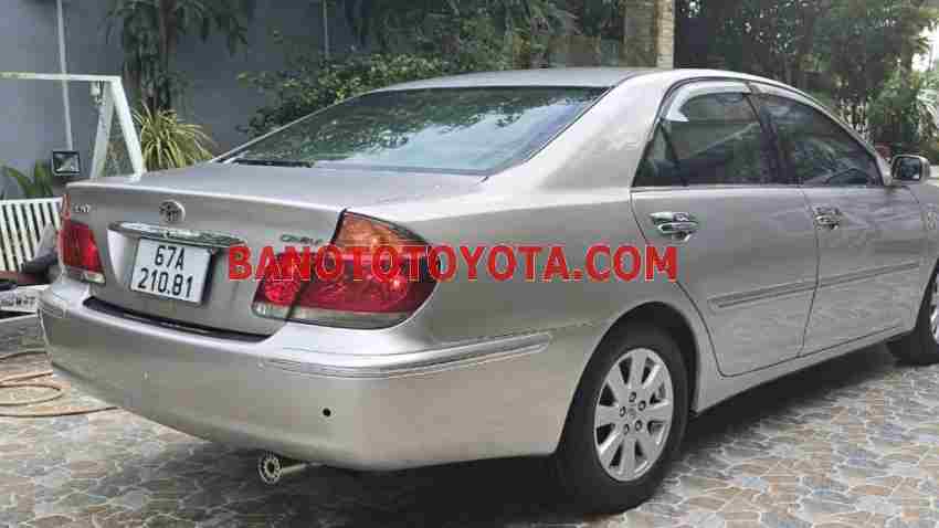 Cần bán Toyota Camry 3.0V 2002, xe đẹp giá rẻ bất ngờ