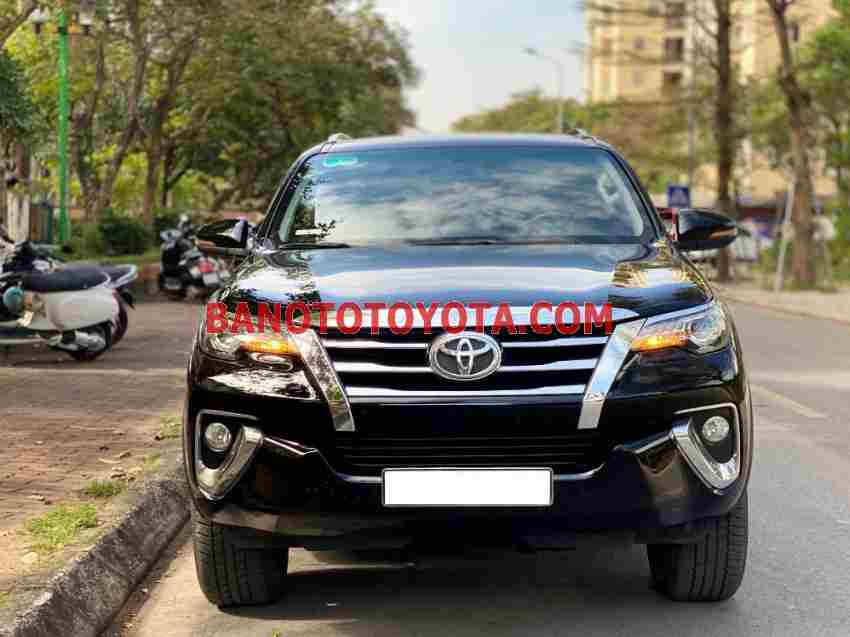 Bán Toyota Fortuner 2.8V 4x4 AT đời 2018 xe đẹp - giá tốt