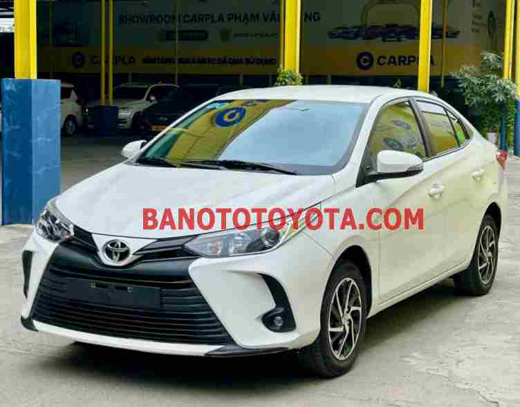 Cần bán gấp xe Toyota Vios E CVT năm 2022, màu Trắng, Số tự động