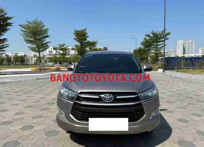 Cần bán Toyota Innova 2.0E 2018 - Số tay