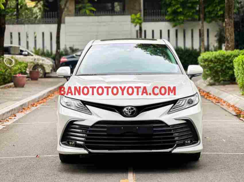 Toyota Camry 2.0Q model 2021 xe chuẩn hết ý