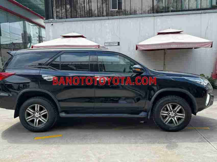 Cần bán nhanh Toyota Fortuner 2.7V 4x2 AT 2019 cực đẹp