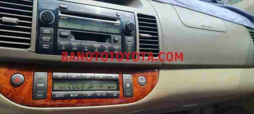 Cần bán Toyota Camry 2.4G 2005 - Số tay