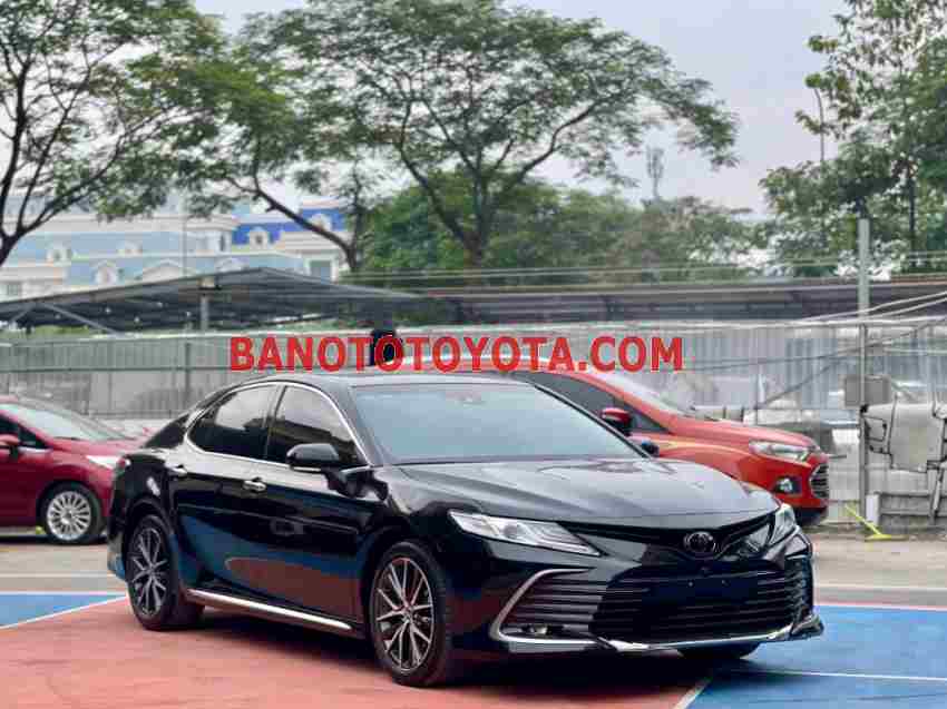 Cần bán Toyota Camry 2.5Q đời 2022