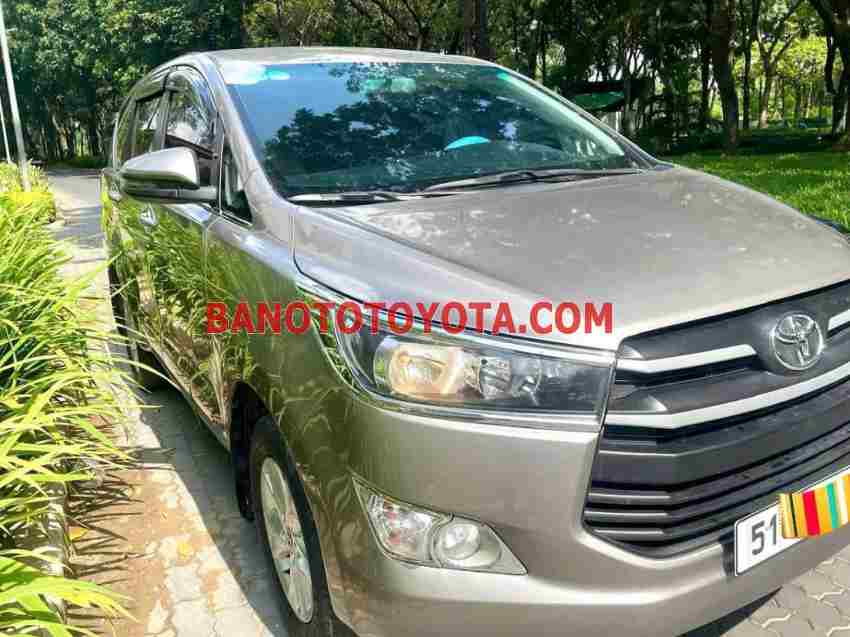 Toyota Innova 2.0E 2018 giá cực tốt