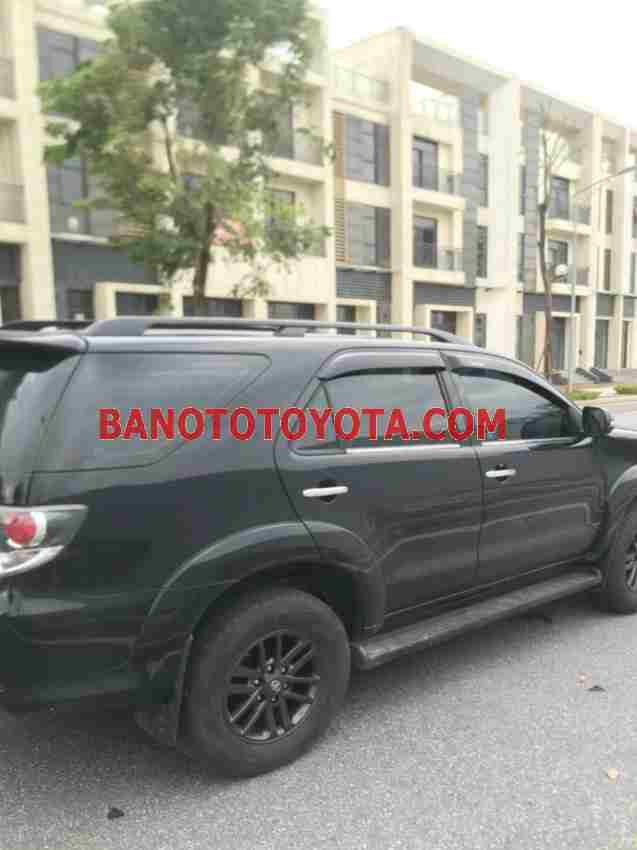 Cần bán xe Toyota Fortuner 2.5G màu Đen 2016