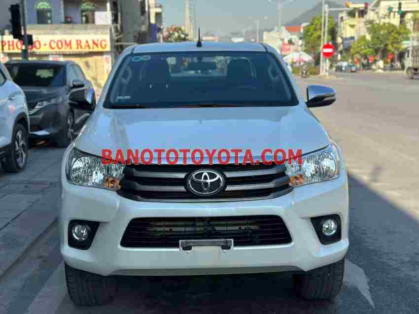 Cần bán Toyota Hilux 2.4E 4x2 MT 2017 xe đẹp