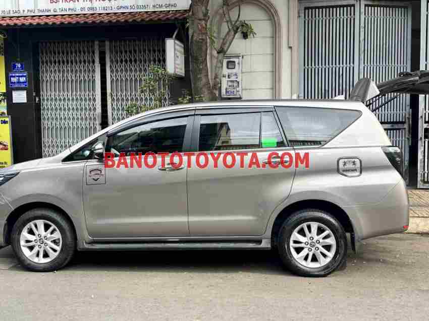 Cần bán Toyota Innova 2.0E 2018 xe đẹp