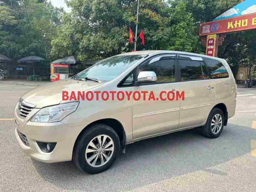 Cần bán xe Toyota Innova 2.0E 2015, xe đẹp