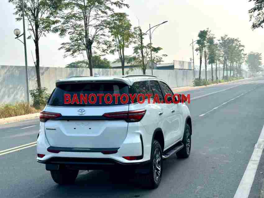 Cần bán xe Toyota Fortuner Legender 2.4L 4x2 AT 2022 Số tự động