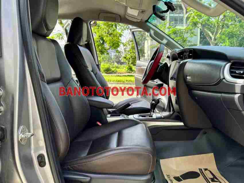 Toyota Fortuner 2017 Suv màu Bạc