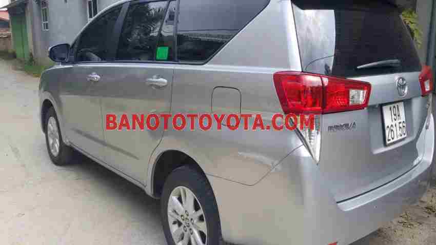 Bán Toyota Innova 2.0E, màu Bạc, Máy xăng, 2019