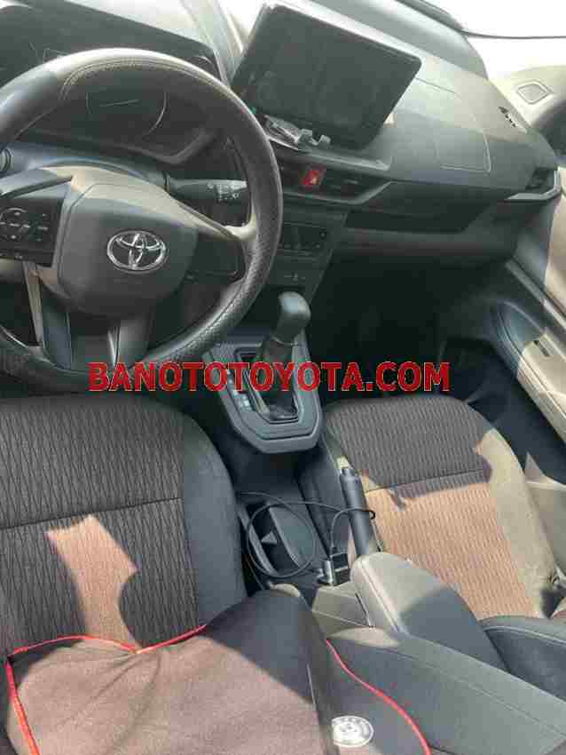 Toyota Avanza Premio 1.5 AT năm 2024 cần bán