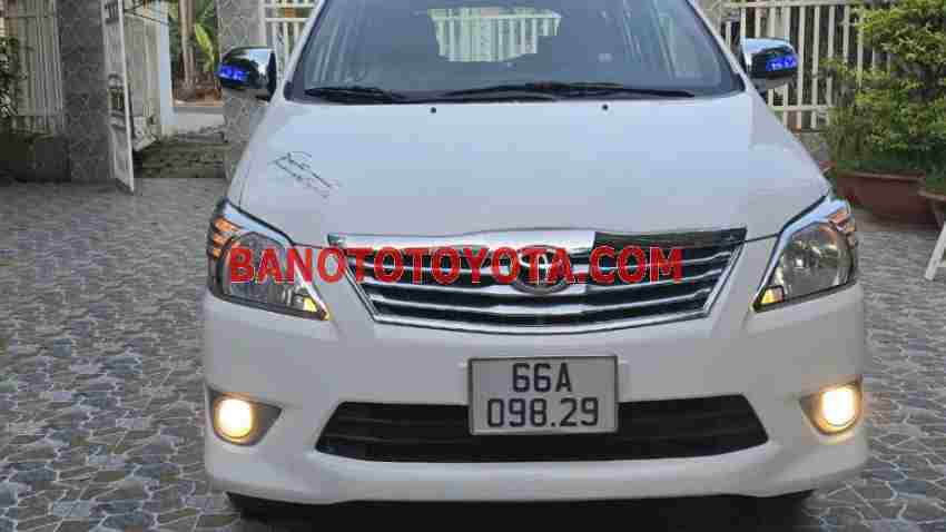 Toyota Innova 2.0E 2013, xe đẹp, hết ý