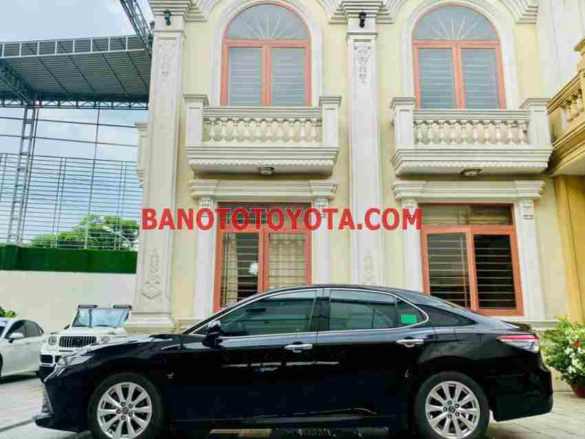 Xe Toyota Camry 2.0G đời 2021 đẹp bán gấp