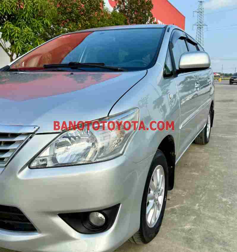 Toyota Innova 2.0E 2012 Số tay giá đẹp