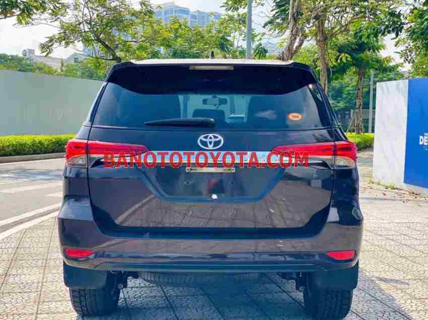 Cần bán xe Toyota Fortuner 2.7V 4x2 AT 2017 Số tự động màu Nâu