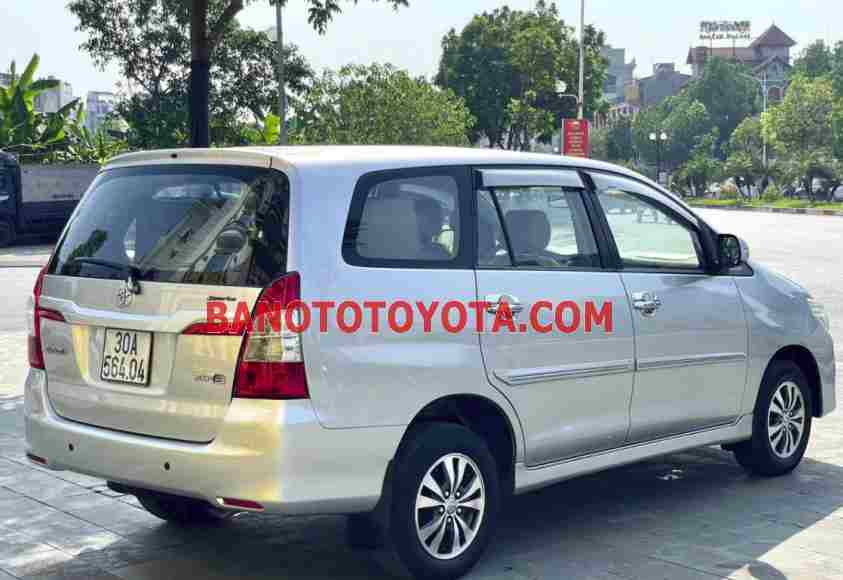 Bán Toyota Innova 2.0E 2015 - Bạc