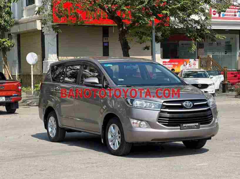 Bán xe Toyota Innova 2.0E sx 2018 - giá rẻ