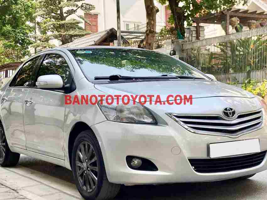 Cần bán xe Toyota Vios Số tự động 2013