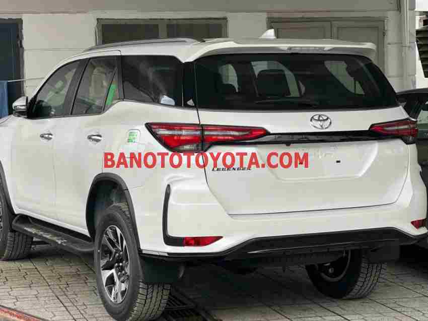 Toyota Fortuner Legender 2.4L 4x2 AT - đời 2024