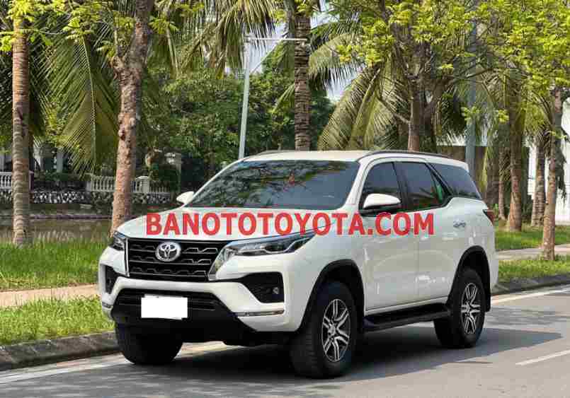 Cần bán xe Toyota Fortuner 2.7V 4x2 AT 2021 Số tự động