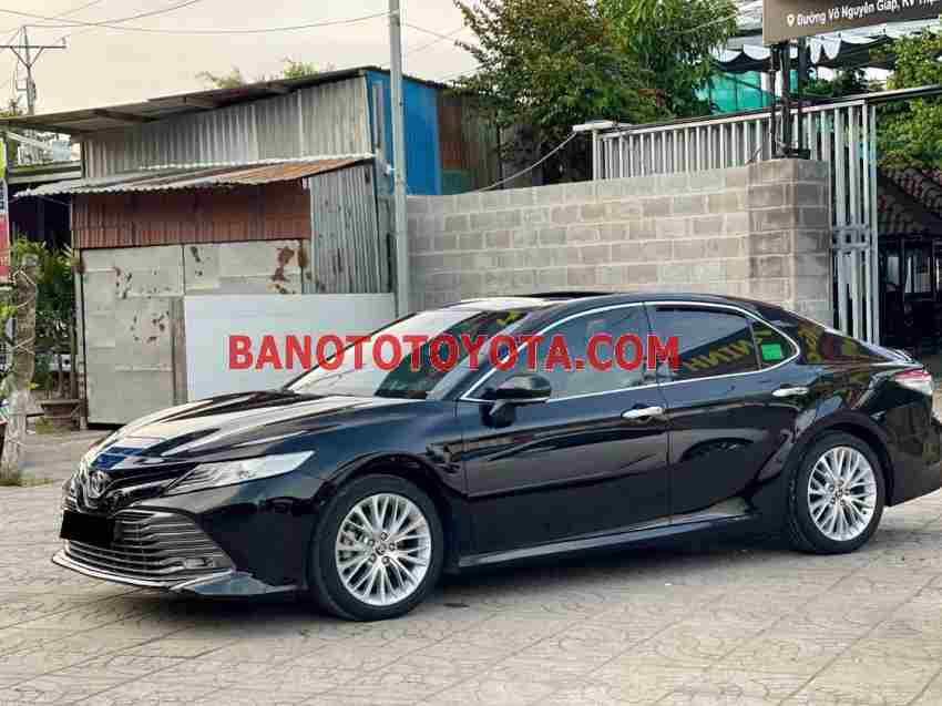 Cần bán xe Toyota Camry 2.5Q 2020 Số tự động