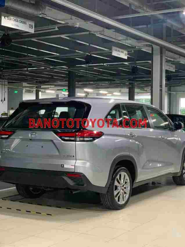 Bán xe Toyota Innova Cross HEV 2.0 CVT 2024