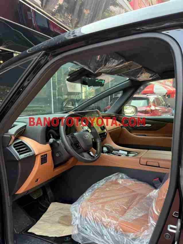 Bán xe Toyota Alphard 2.4 AT màu Đen 2024