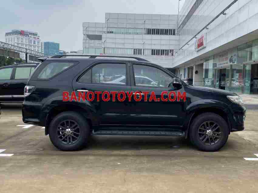 Toyota Fortuner 2.7V 4x2 AT năm 2015 cần bán