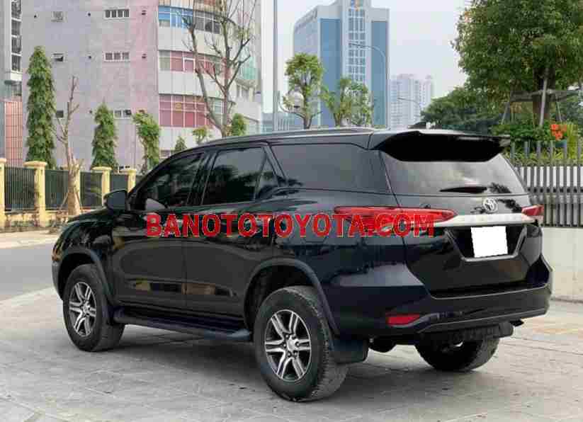 Cần bán xe Toyota Fortuner 2.4G 4x2 MT năm 2019 màu Đen cực đẹp