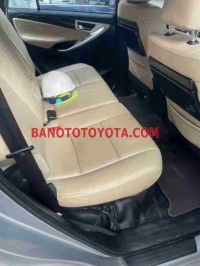 Cần bán gấp xe Toyota Innova 2.0G năm 2017, màu Bạc, Số tự động