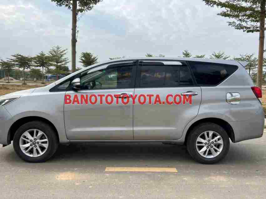 Toyota Innova 2.0E 2016 Máy xăng đẹp long lanh