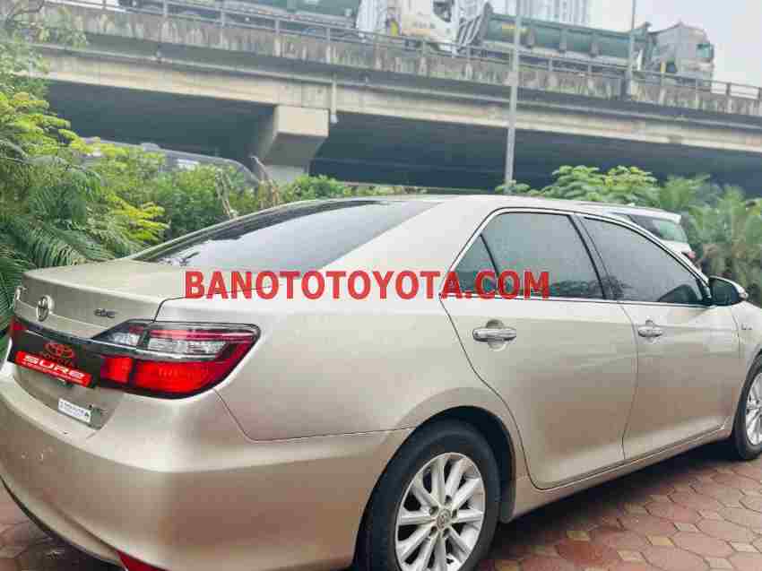 Cần bán nhanh Toyota Camry 2.0E 2016 cực đẹp